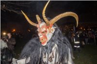 Perchtenlauf am Ebenfurther Adventmarkt, 26.11.2016