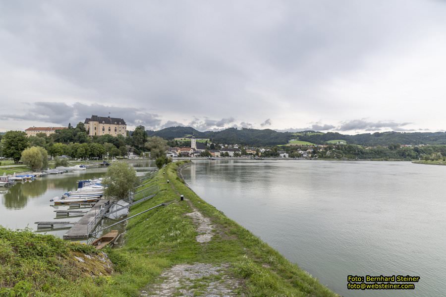 Schloss Greinburg und Grein, September 2023