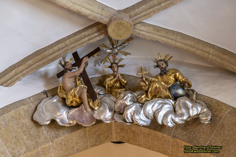 Katholische Kirche 'Maria Namen', M�nichkirchen, September 2023