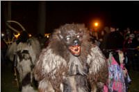Perchtenlauf am Ebenfurther Adventmarkt, 28.11.2015
