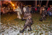 Perchtenlauf am Ebenfurther Adventmarkt, 02.12.2017