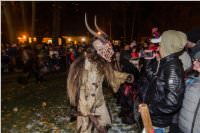 Perchtenlauf am Ebenfurther Adventmarkt, 02.12.2017