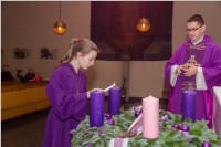 Adventkranzsegnung in Neufeld, 27.11.2016