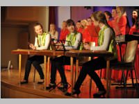 Damenchor Belaja Rusija in Neufeld, 06.12.2013