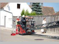 Erdbeben�bung mit Pflegeheimevakuierung in Neufeld, 22.06.2013