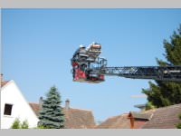 Erdbeben�bung mit Pflegeheimevakuierung in Neufeld, 22.06.2013