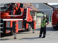 Erdbeben�bung mit Pflegeheimevakuierung in Neufeld, 22.06.2013