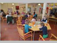 Kindergarten 5. Gruppe im Neufelder Pflegeheim, 08.03.2013