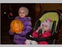 K�rbisschnitzen mit der �VP Neufeld, 31.10.2013