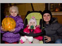 K�rbisschnitzen mit der �VP Neufeld, 31.10.2013