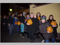 K�rbisschnitzen mit der �VP Neufeld, 31.10.2013