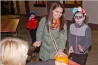 K�rbisschnitzen mit der �VP Neufeld, 31.10.2015