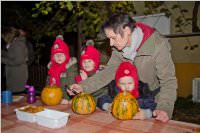 K�rbisschnitzen mit der �VP Neufeld, 31.10.2015