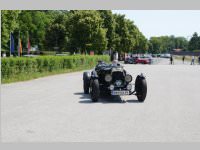 Oldtimer-Fahrt durch Neufeld, 22.06.2013