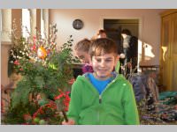 Palmbuschenbinden und Palmzweigsegnung in Neufeld, 24.03.2013