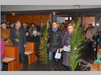 Palmbuschenbinden und Palmzweigsegnung in Neufeld, 24.03.2013