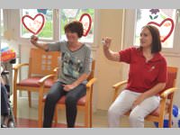 Turnen mit StR Barwitius im Pflegeheim, 22.05.2013