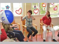 Turnen mit StR Barwitius im Pflegeheim, 22.05.2013