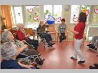 Turnen mit StR Barwitius im Pflegeheim, 22.05.2013