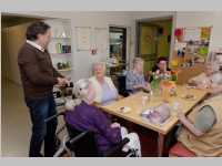 Osterbasar im Neufelder Pflegeheim, 11.04.2014