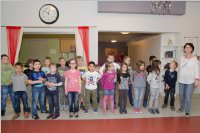 VS Neufeld 1B besucht das Pflegeheim, 29.04.2015