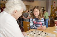 VS Neufeld 1B besucht das Pflegeheim, 29.04.2015