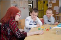 VS Neufeld 1B besucht das Pflegeheim, 29.04.2015