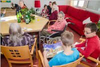 VS Neufeld 3B besucht das Pflegeheim, 30.11.2016
