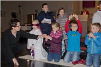 Roratefr�hst�ck mit Volkssch�lern in Neufeld, 10.12.2015