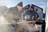 Sausch�delessen in Neufeld Dorf, 31.12.2015