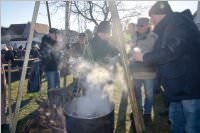 Sausch�delessen in Neufeld Dorf, 31.12.2015