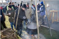 Sausch�delessen in Neufeld Dorf, 31.12.2015