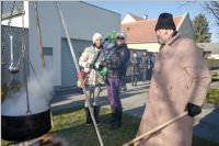 Sausch�delessen in Neufeld Dorf, 31.12.2015