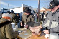 Sausch�delessen in Neufeld Dorf, 31.12.2015