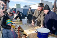 Sausch�delessen in Neufeld Dorf, 31.12.2015