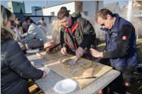 Sausch�delessen in Neufeld Dorf, 31.12.2016