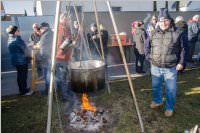 Sausch�delessen in Neufeld Dorf, 31.12.2016