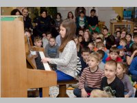 VS Neufeld: Konzert in der Schulaula, 23.12.2014