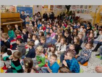 VS Neufeld: Konzert in der Schulaula, 23.12.2014