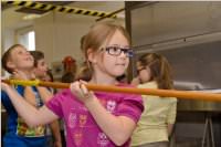 VS Neufeld 2. Klassen in der B�ckerei May, 21.10.2015