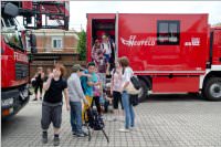 4. Klassen der VS Neufeld besuchen die FF Neufeld, 18.06.2015