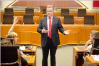 VS Neufeld besucht Landeshauptmann Niessl, 14.04.2015