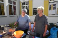 VS Neufeld: Langos im Schulgarten, 28.06.2016