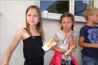 VS Neufeld: Langos im Schulgarten, 28.06.2016