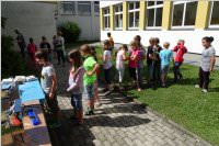 VS Neufeld: Langos im Schulgarten, 28.06.2016