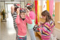 Fahrradhelme f�r die VS Neufeld, 29.06.2015