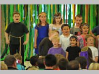 Ritterfest der 1. Klassen in der VS Neufeld, 16.05.2013