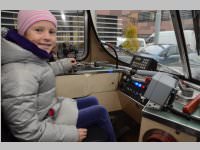 VS 3. Klassen bei Straenbahn und Christkindlmarkt, 19.11.2013