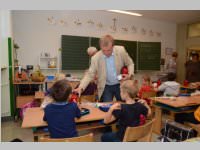 Trinkflaschen f�r die Erstkl�ssler, 03.09.2013