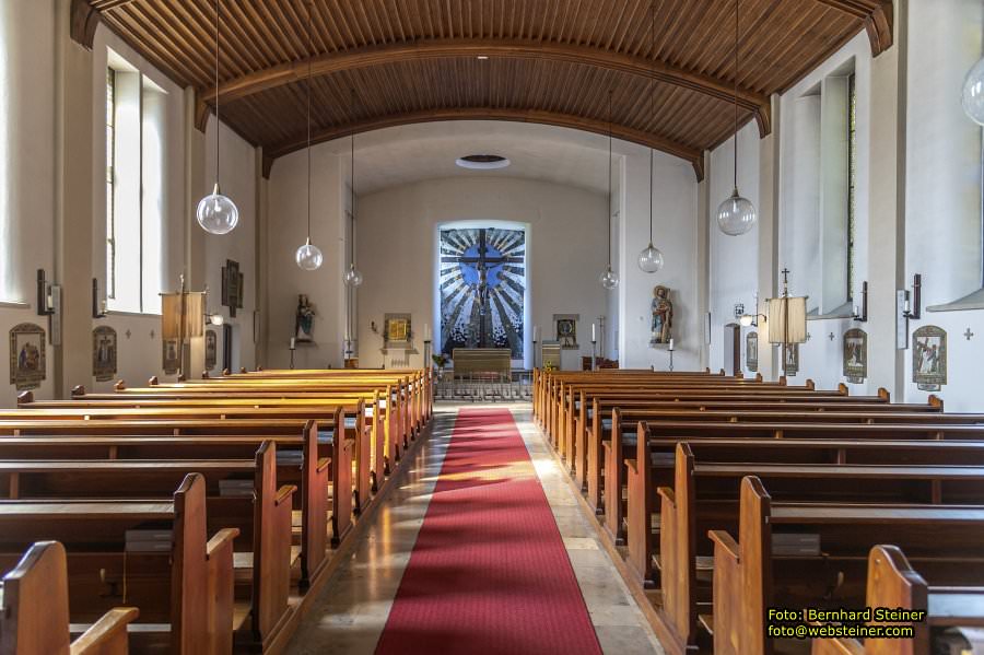 Hundertwasserkirche B�rnbach, Pfarrkirche hl. Barbara, September 2023